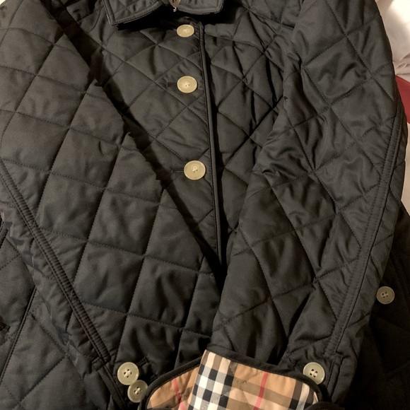 Burberry Quilted Diamond Jacket - Picture 3 of 4